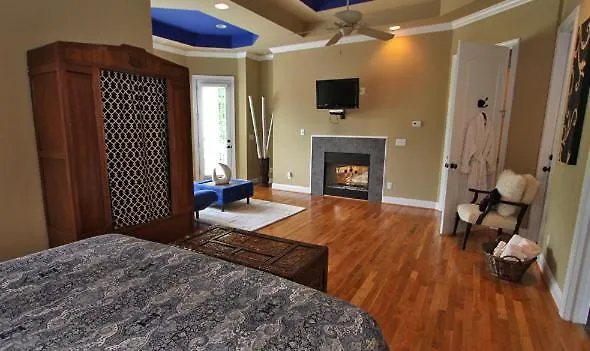 The Villa At Waters Edge Belmont 0*,  United States
